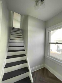 Building Photo - 405 Vine St