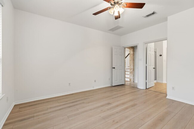 Building Photo - 5315 Barleycorn Ln