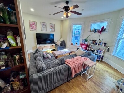 Building Photo - 124 Calumet St