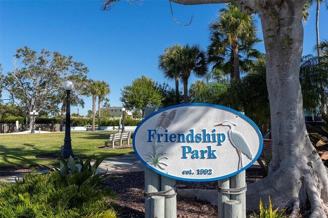 Building Photo - 130 164th Ave