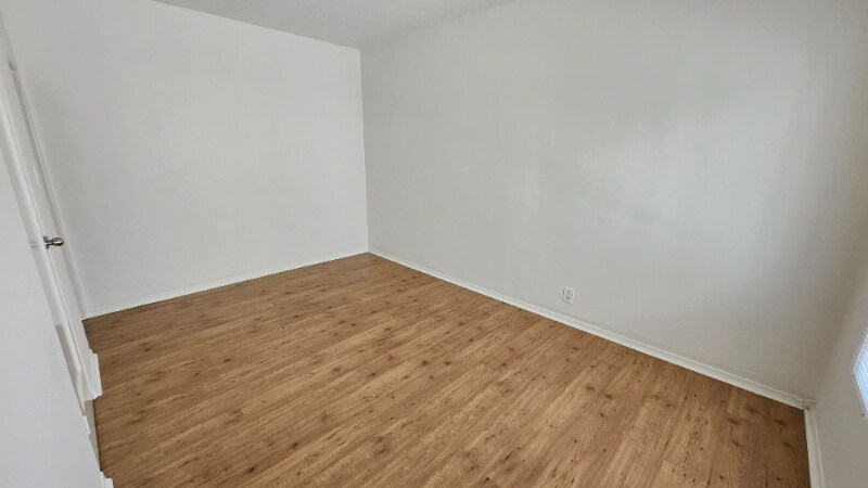 Building Photo - 226 S Tower Dr