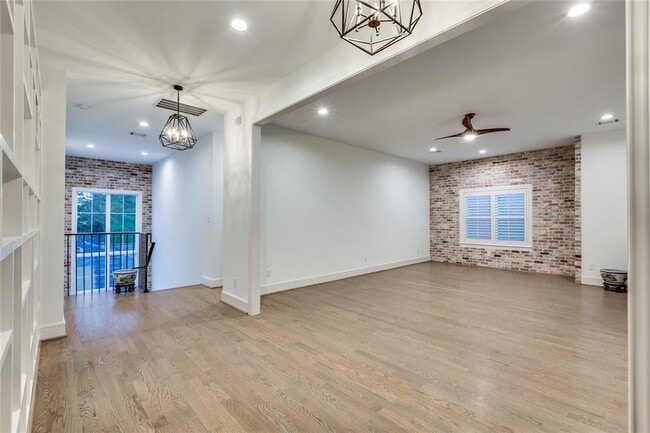 Building Photo - 3302 Elmridge St