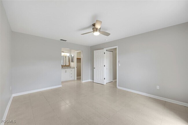 Building Photo - 6324 Royal Woods Dr