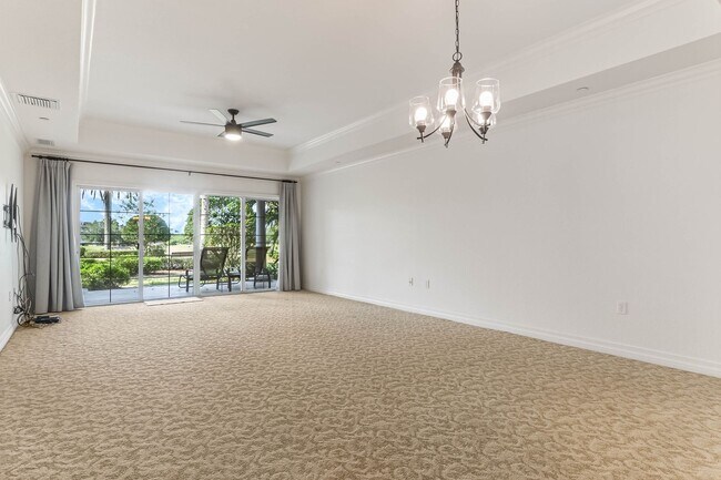 Building Photo - 1102 Sunset View Cir