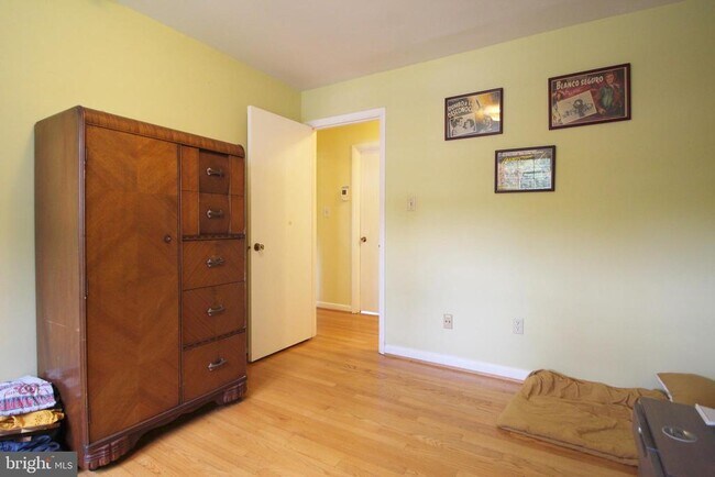 Building Photo - 304 Timber Ln