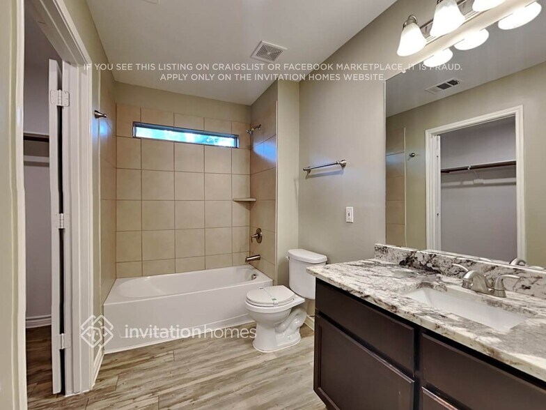 Building Photo - 111 E Kirnwood Dr