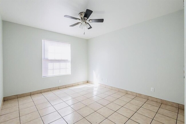 Building Photo - 1752 Tiara Trail
