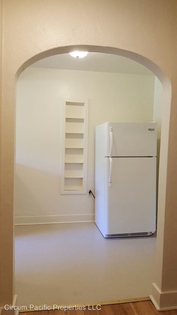 Building Photo - 2763 NW Thurman St