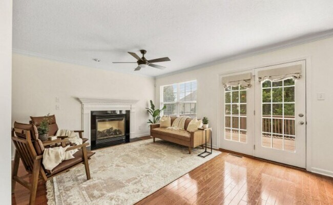 Building Photo - Knoxville 37934 - 4 bedroom 2 bath - call ...