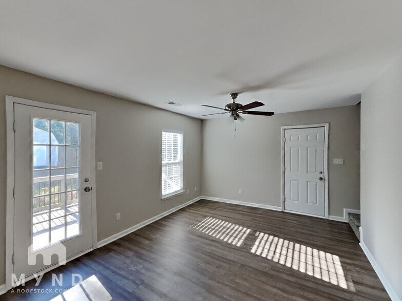 Building Photo - 6124 Lawn Meadow Dr