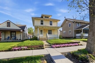 Building Photo - 1033 Forest Ave