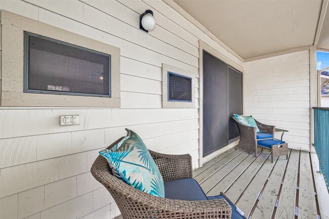 Building Photo - 2211 S Kirkwood Rd