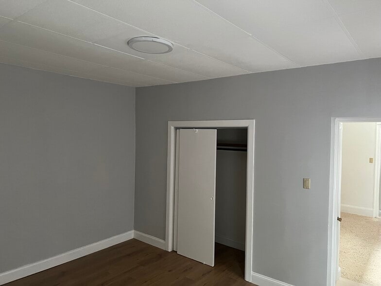 Bedroom Closet - 2035 E Allegheny Ave