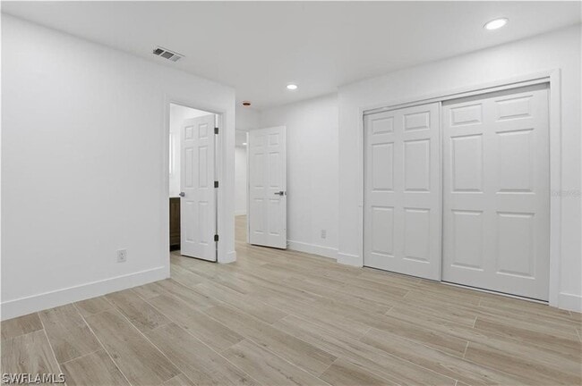 Building Photo - 7599 Winged Foot Dr