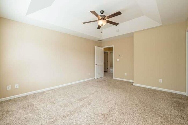Building Photo - 9576 Rushmore Cir