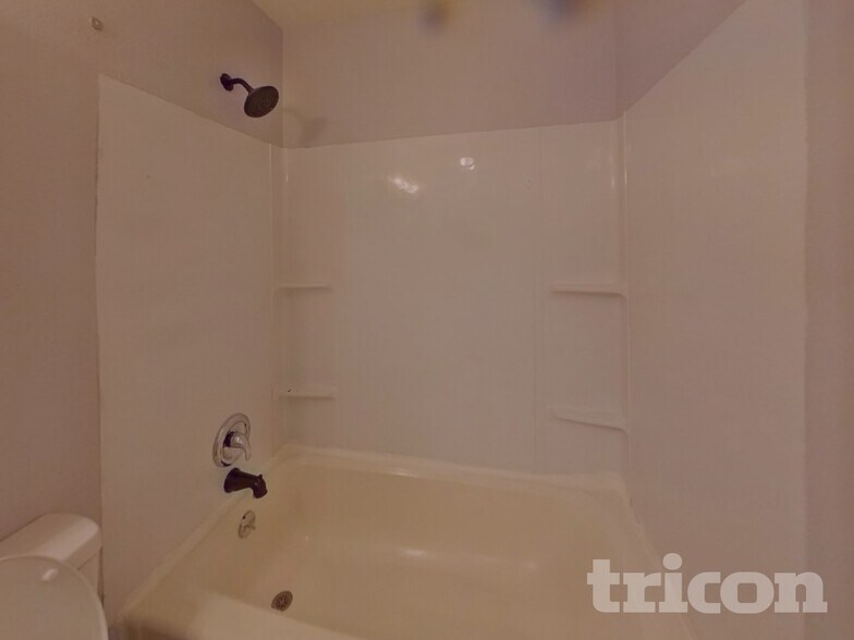 Building Photo - 3340 Galleria Terrace