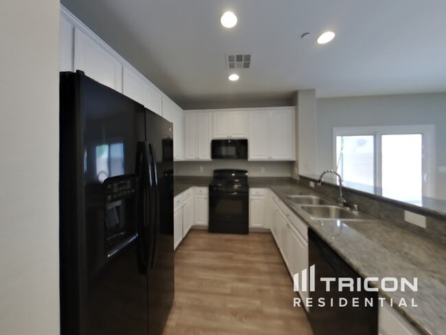Building Photo - 7604 Baluster Ct