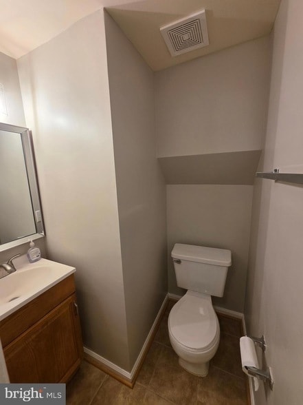 Building Photo - 4281 Sleepy Lake Dr