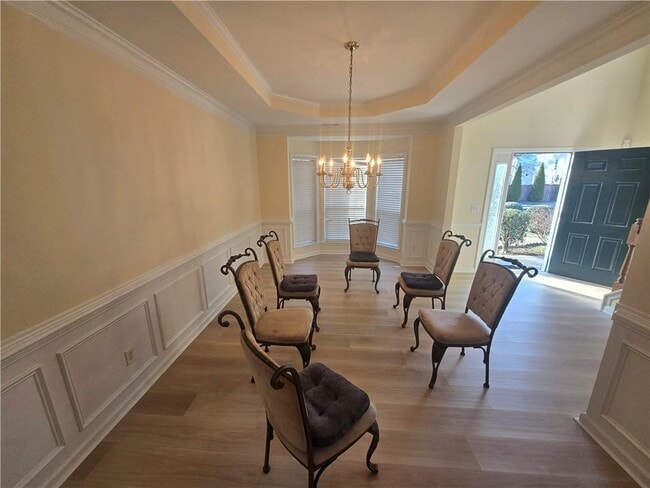 Building Photo - 2206 Creekway Dr