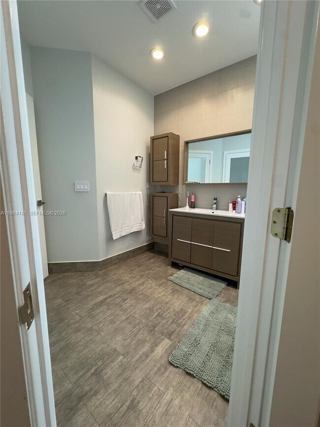 Building Photo - 11177 NW 79th Ln