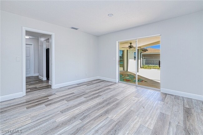 Building Photo - 1308 SE 25th Ln