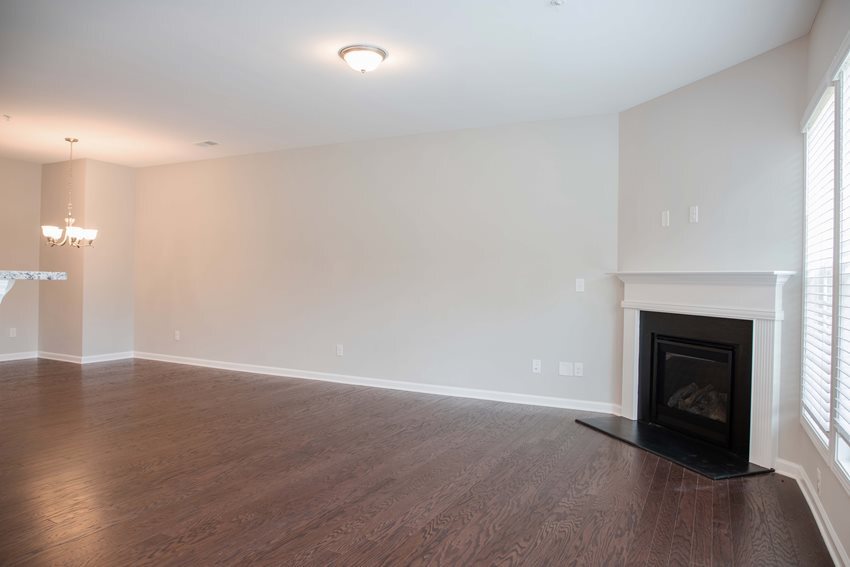 Building Photo - 1210 Foxcroft Ln