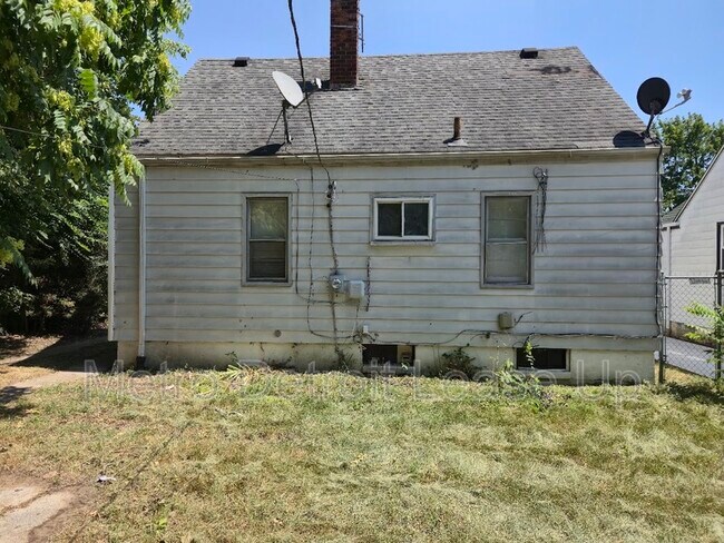 Building Photo - 19425 Faust Ave