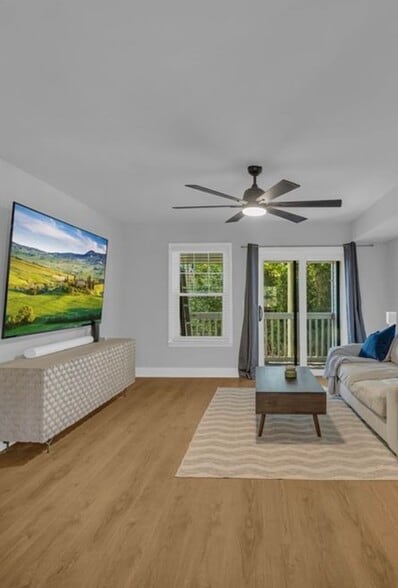 Building Photo - 210 Appleby Dr