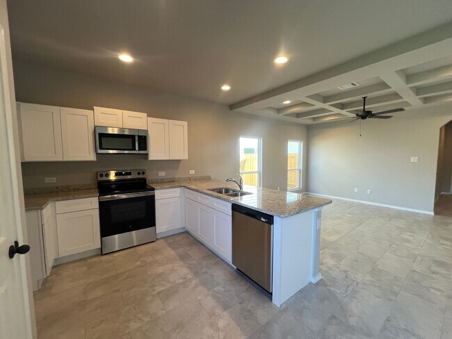 Building Photo - 8615 Valentina Wy