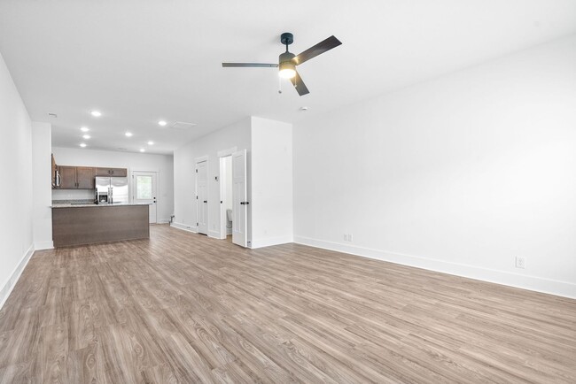 Building Photo - 111 Front Rdg Cir