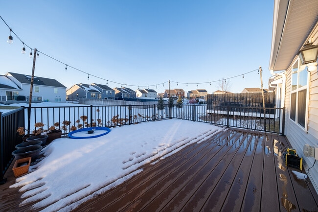 Building Photo - 15104 Emory Cir