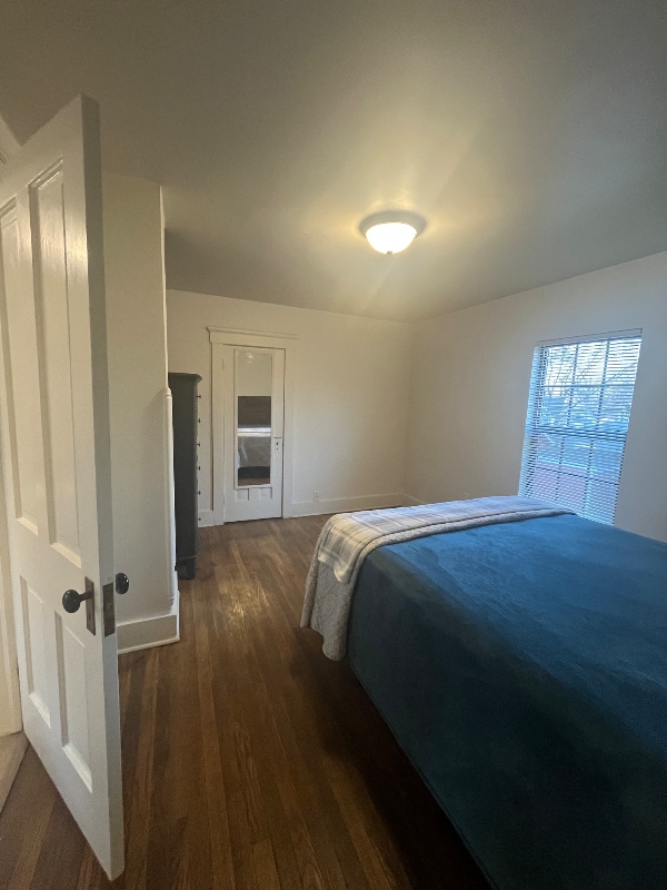 Building Photo - 1411 Portland Ave