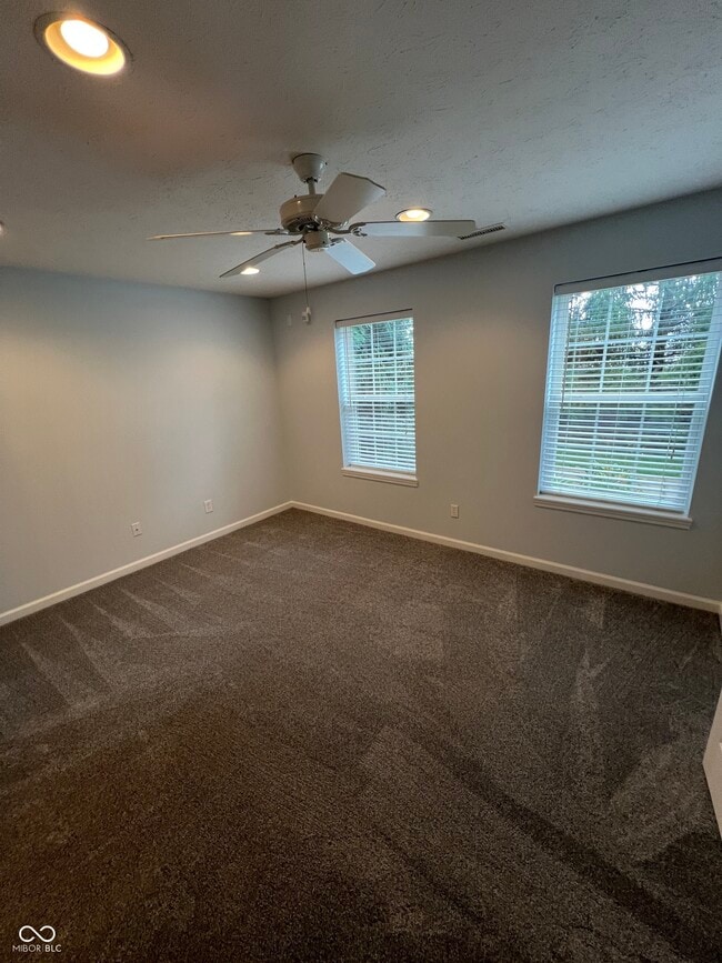 Building Photo - 9451 Glencroft Way