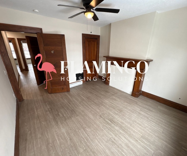 Building Photo - 1422 East Third Street - Shared Living programs Eligible