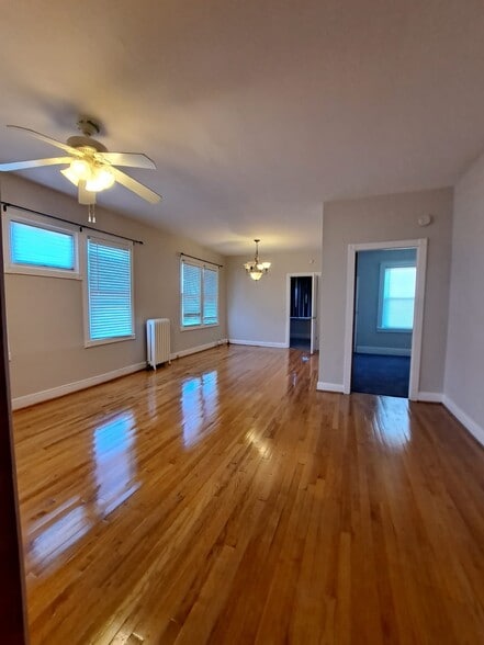 Building Photo - 9302 202nd St