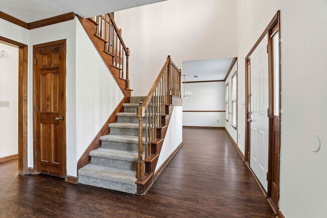 Building Photo - 4BR Home Across from Braelinn Elementary in Peachtree City