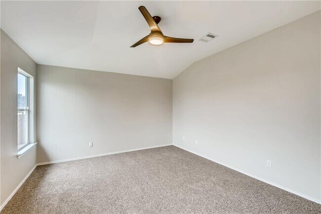 Building Photo - 229 Killian Loop