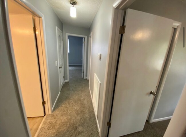 Building Photo - 179 Wessington Pl