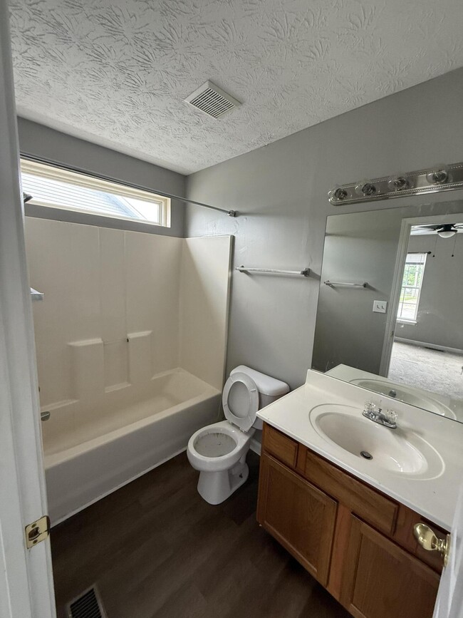 Building Photo - 244 Simba Way