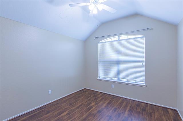 Building Photo - 6100 Pine Ridge Blvd