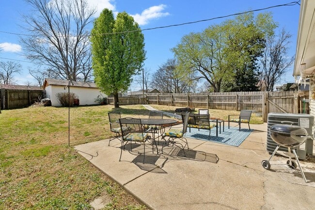 Building Photo - Charming Home For Rent - Less than $2000 p...