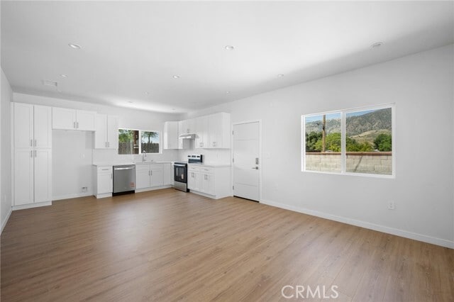 Building Photo - 10939 Nassau Ave