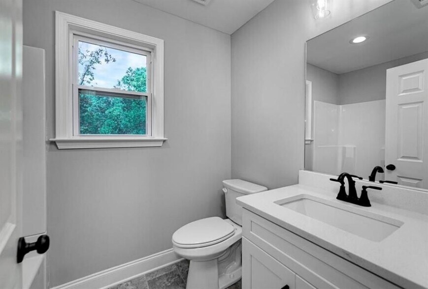 Building Photo - 6290 Akins Way