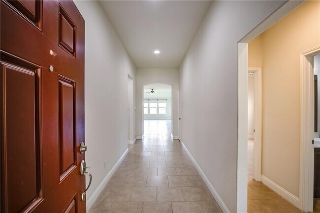 Building Photo - 3409 De Torres Cir