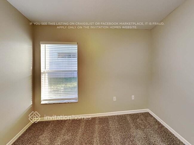 Building Photo - 35001 Meadow Reach Dr