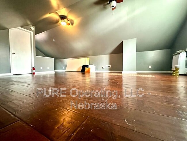 Building Photo - 5120 Franklin St