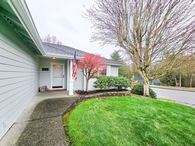 Building Photo - Gleneagle Rambler