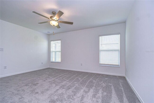 Building Photo - 8879 Little Bluestem Dr