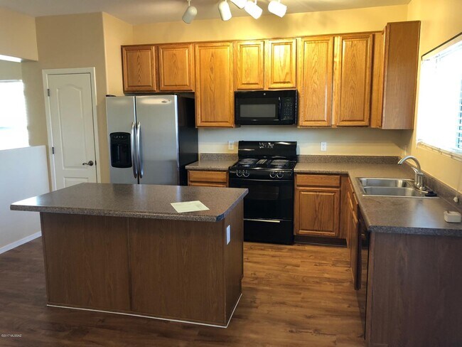 Building Photo - 3248 N Rambling Creek Pl