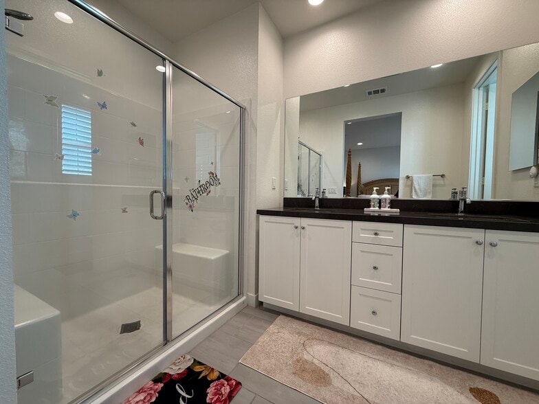 Building Photo - 4096 E Peony Paseo